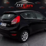 Ford Fiesta 2019 чорний вид збоку для оренди