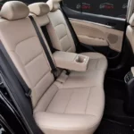 Hyundai Elantra 2020 чорний автомобіль для оренди