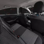 Subaru Impreza 2017 білий автомобіль для оренди