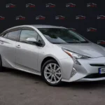 Toyota Prius 2017 сірий для прокату в Києві