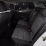 Інтер'єр Volkswagen Golf 2019 прокат авто Київ