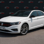 Volkswagen Jetta 2020 білий для прокату в Києві